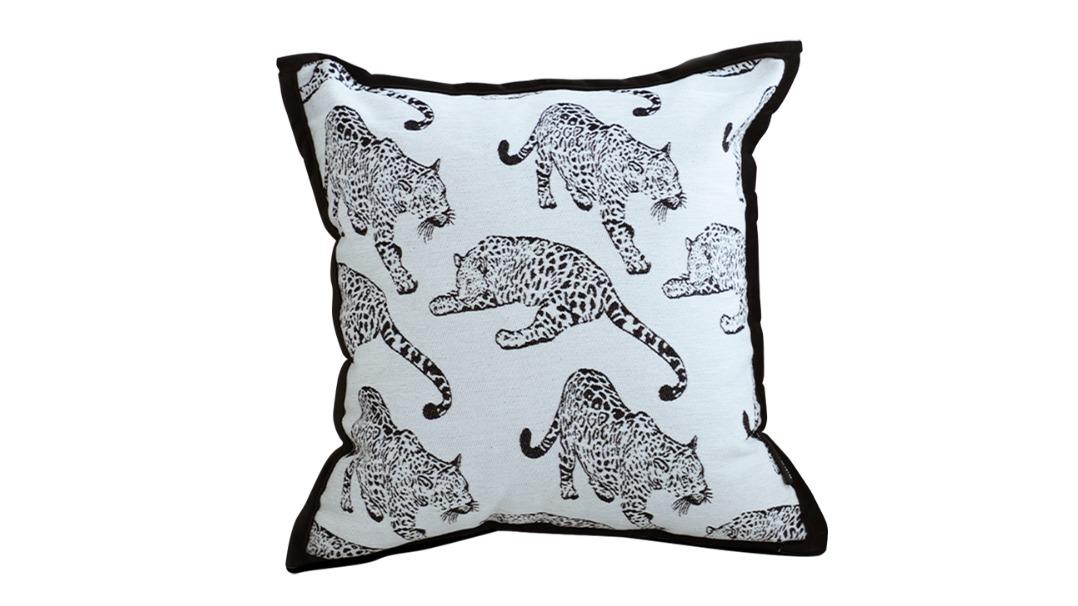Soga 45cm Leopard Light Luxury Decorative Cushion - White/Black
