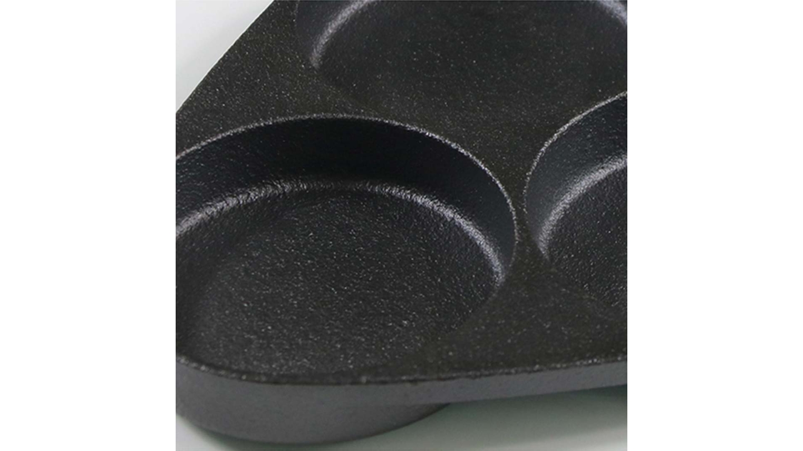 SOGA 3 Mold Cast Iron Breakfast Fried Egg Pancake Omelette Fry Pan