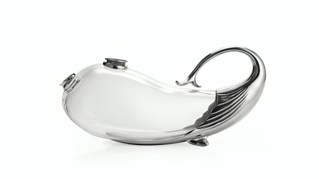 Royal Selangor Vinifera Whale Decanter & Funnel