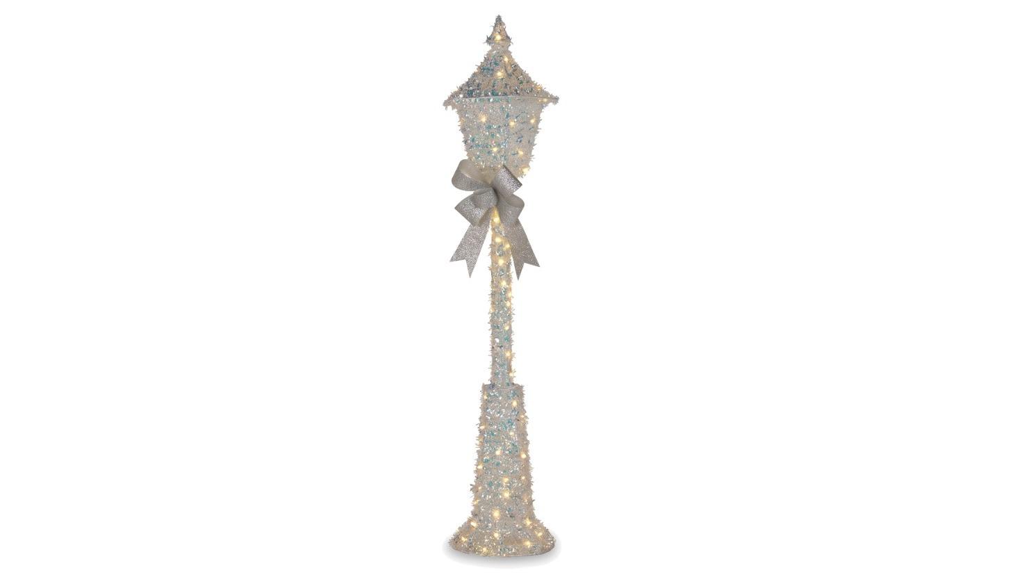 Christabelle 1.5m Lamp Post Christmas Light with Silver Bows - Warm White