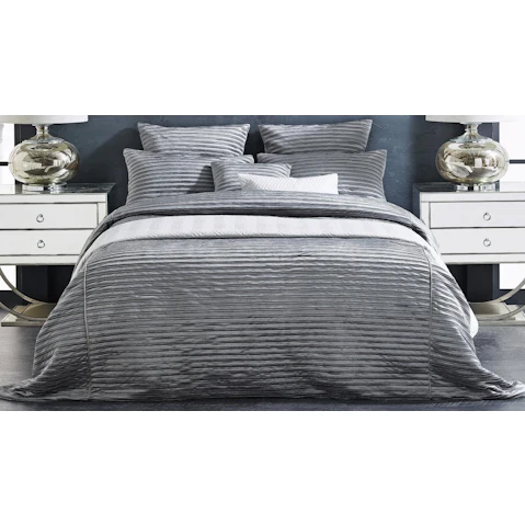 L'Avenue Constance Grey Coverlet Set