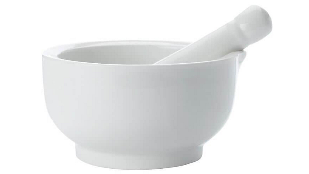Maxwell and Williams 9cm Porcelain Basics Mortar Pestle - White