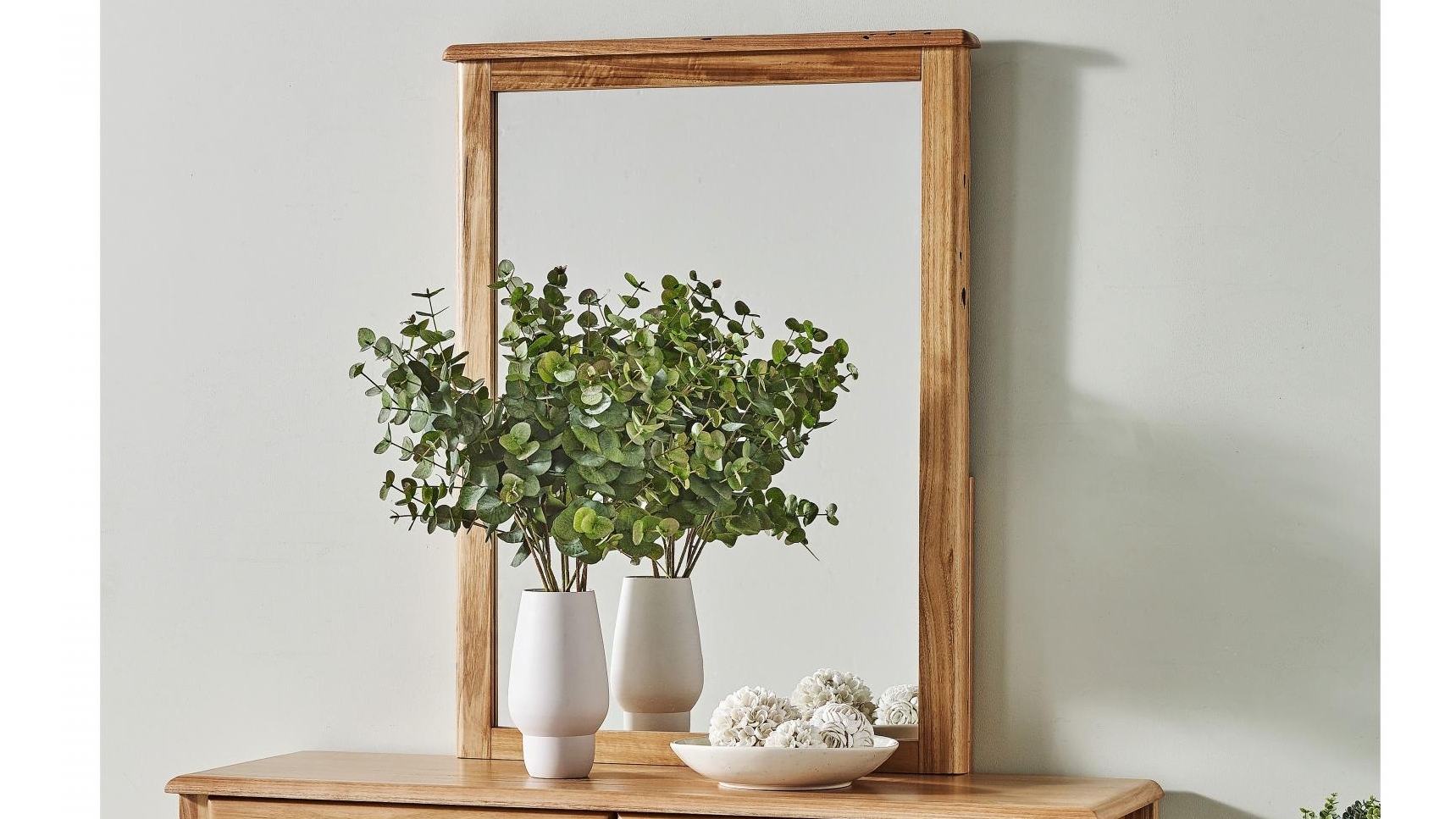 Eltham Mirror