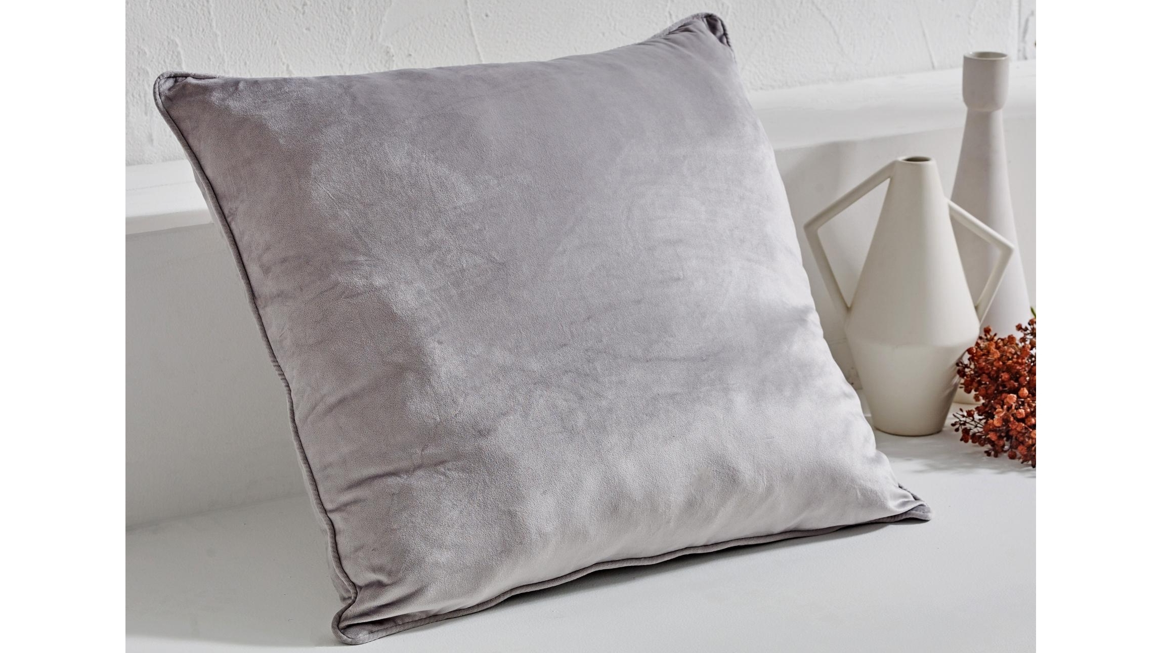 L'Avenue Velvet Silver European Pillowcase