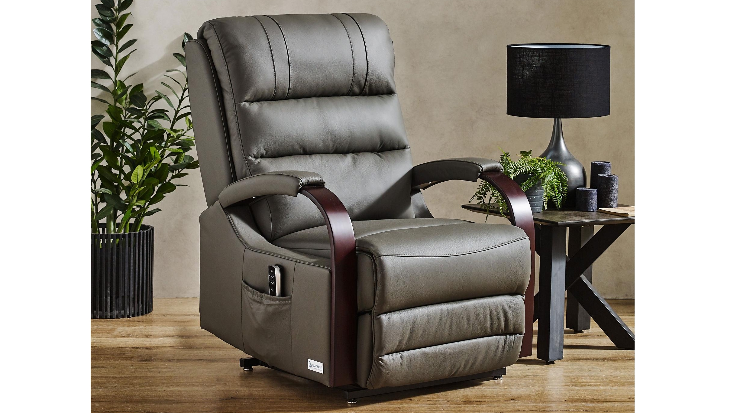 Lift chair harvey deals norman