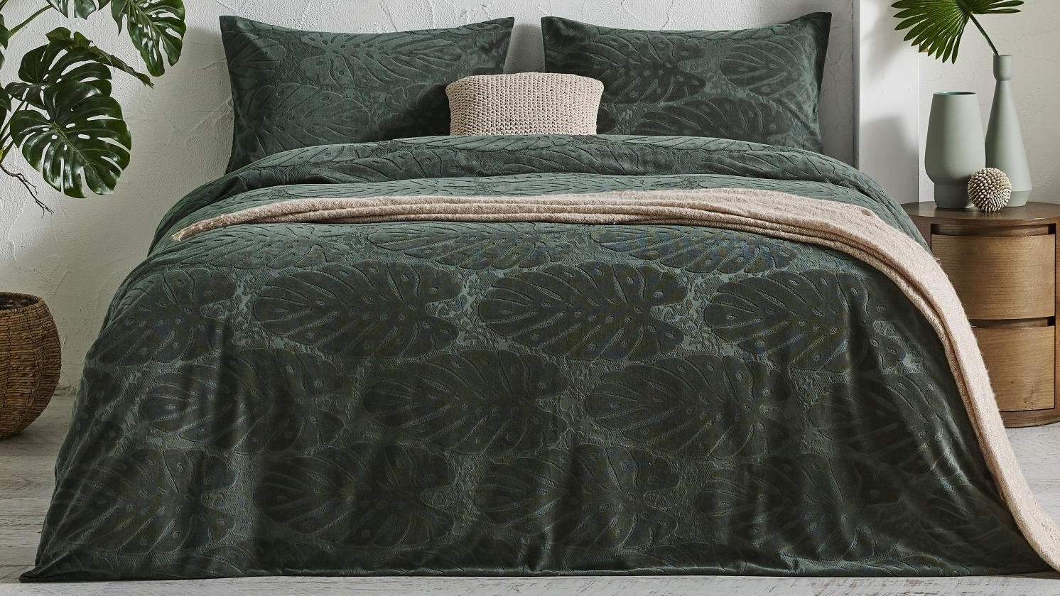 L'Avenue Luxury Cypress Quilt Cover Set - Queen