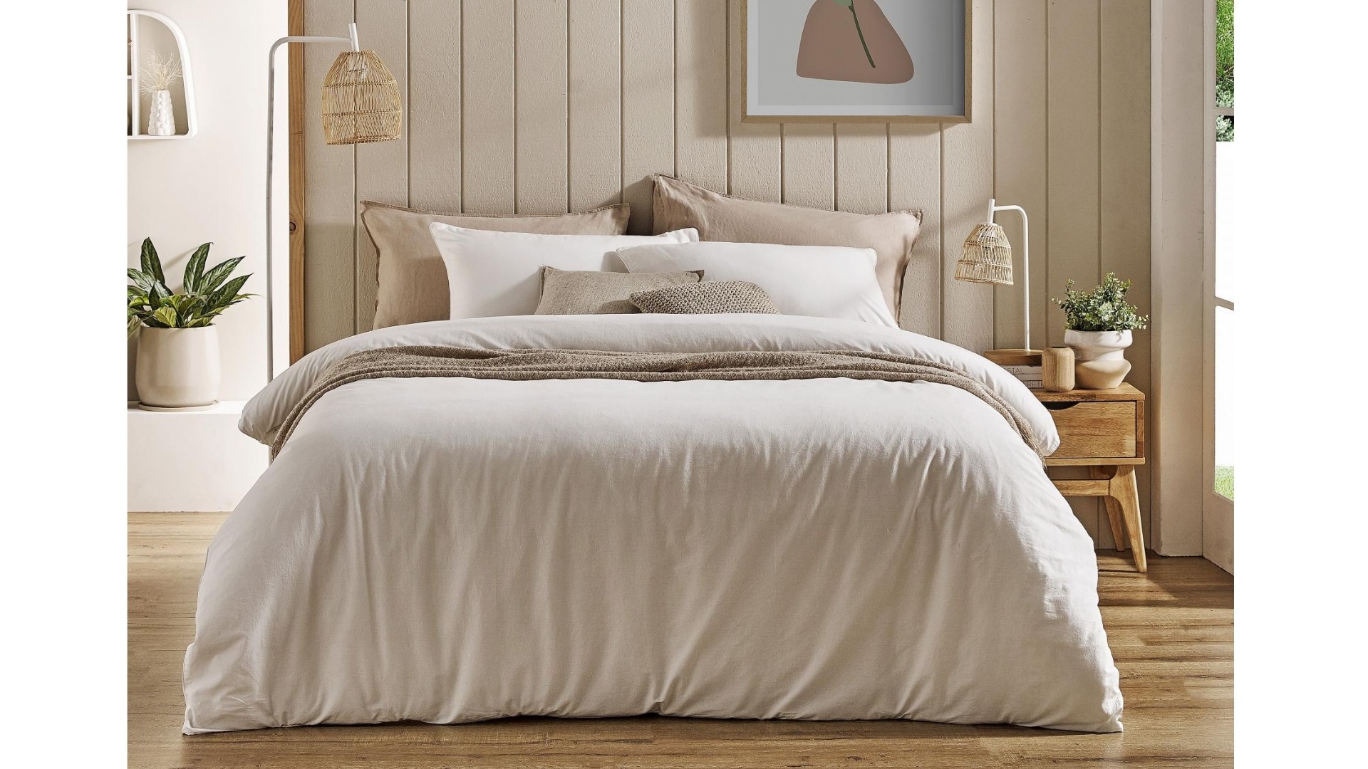 L'Avenue Organic Cotton White Quilt Cover Set - Single
