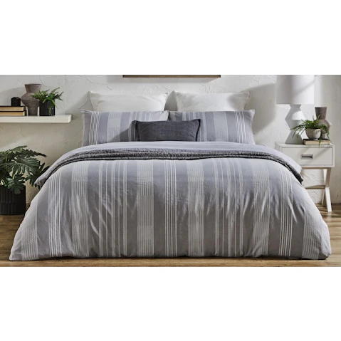 L'Avenue Dylan Stripe Quilt Cover Set