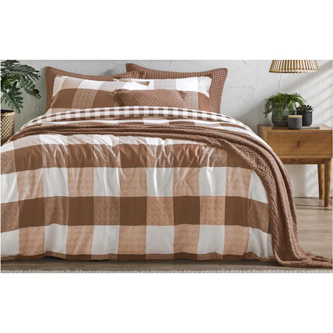 L'Avenue Liam Cinnamon Quilt Cover Set