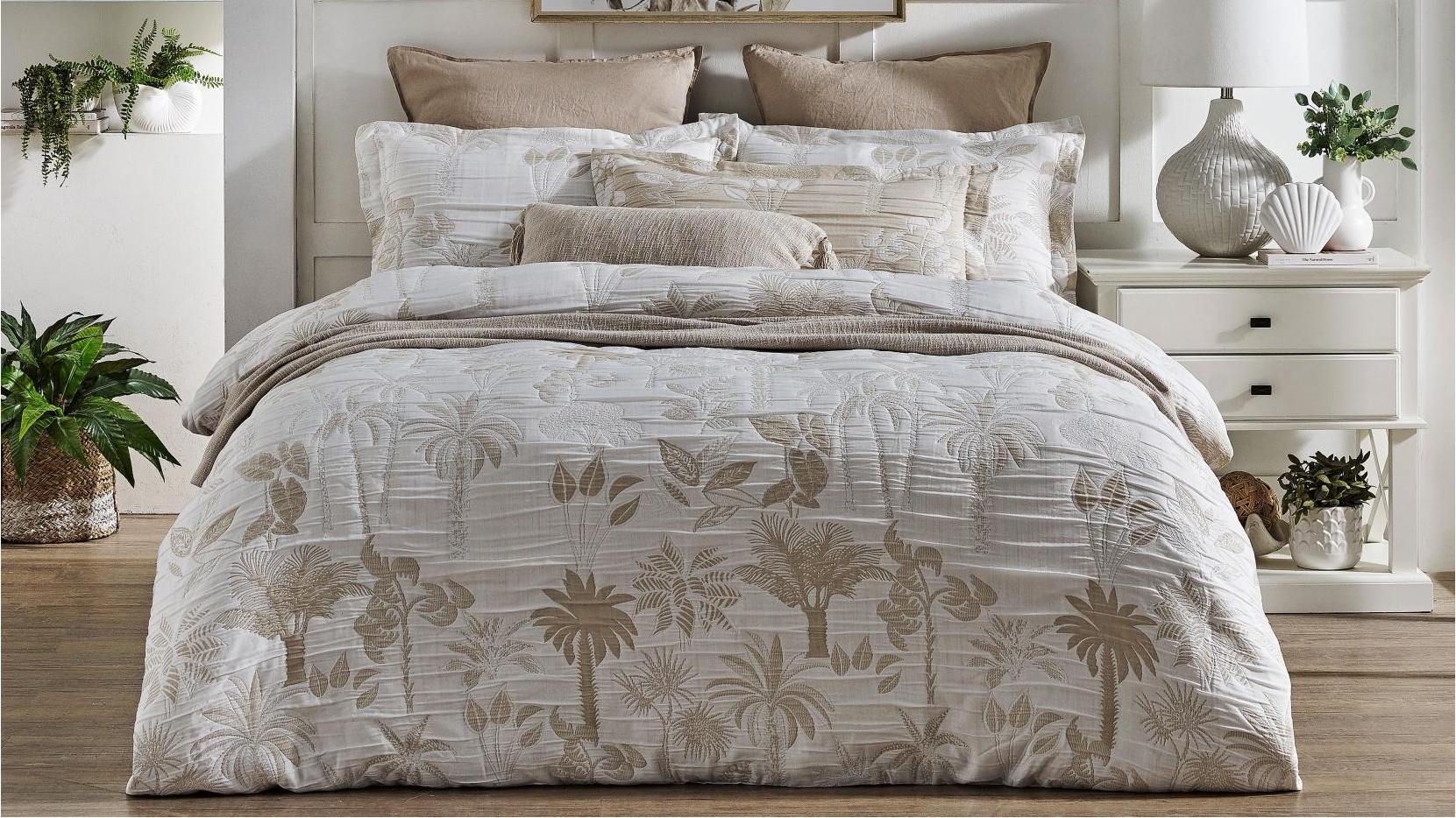 L'Avenue Sundaze Sand Quilt Cover Set - Double