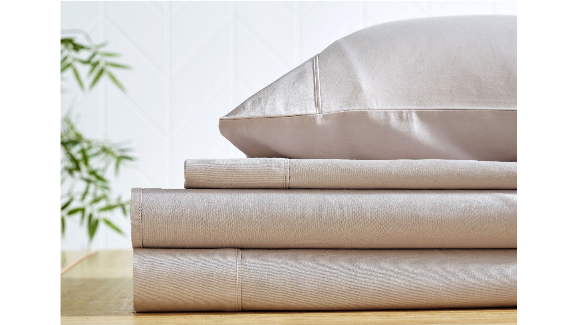 L'Avenue 300 Thread Count Stone Fitted Sheet