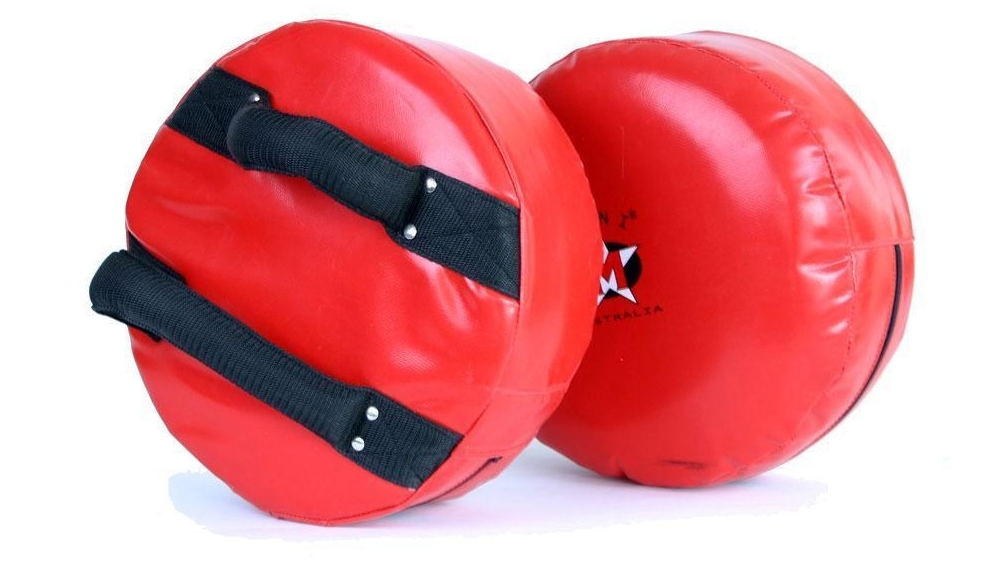 Mani Sports Large Round Shield - Red