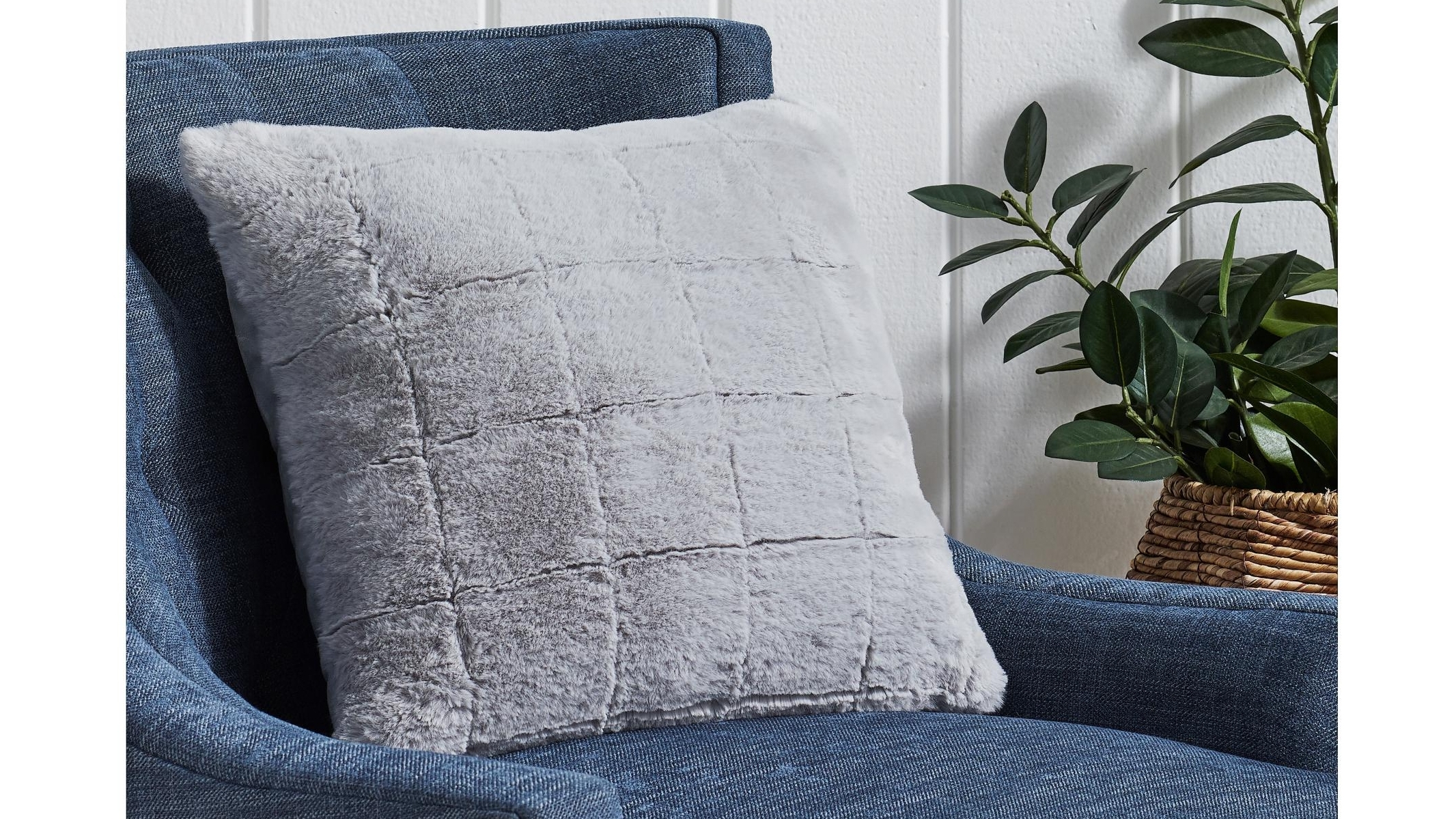 L'Avenue Geneva Silver Cushion