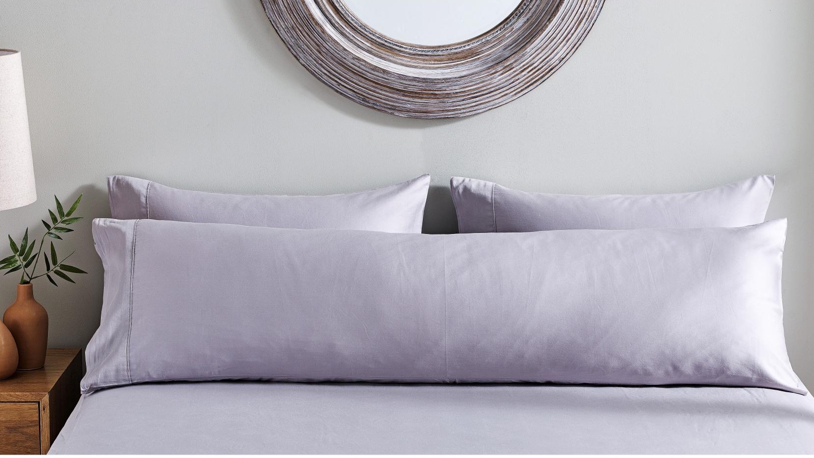 L'Avenue 300 Thread Count Cotton Silver Body Pillowcase