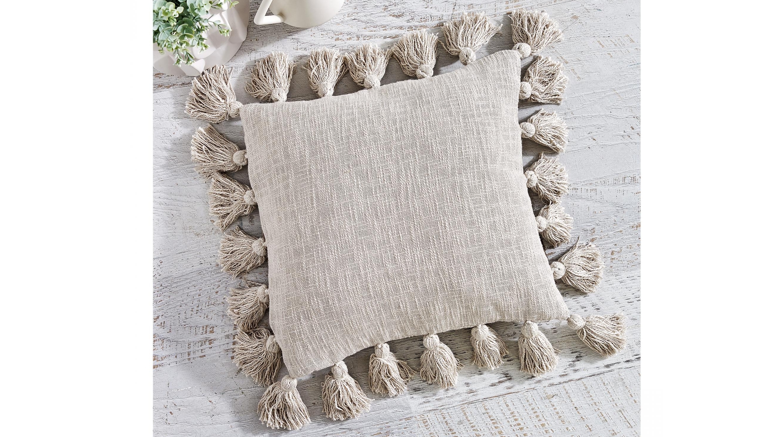 L'Avenue Callie Natural Cushion - 50 x 50cm