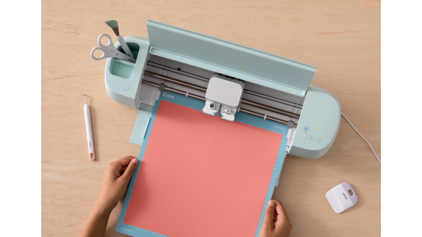 Cricut 12x24-inch Everyday Iron-on Coral Harvey Norman