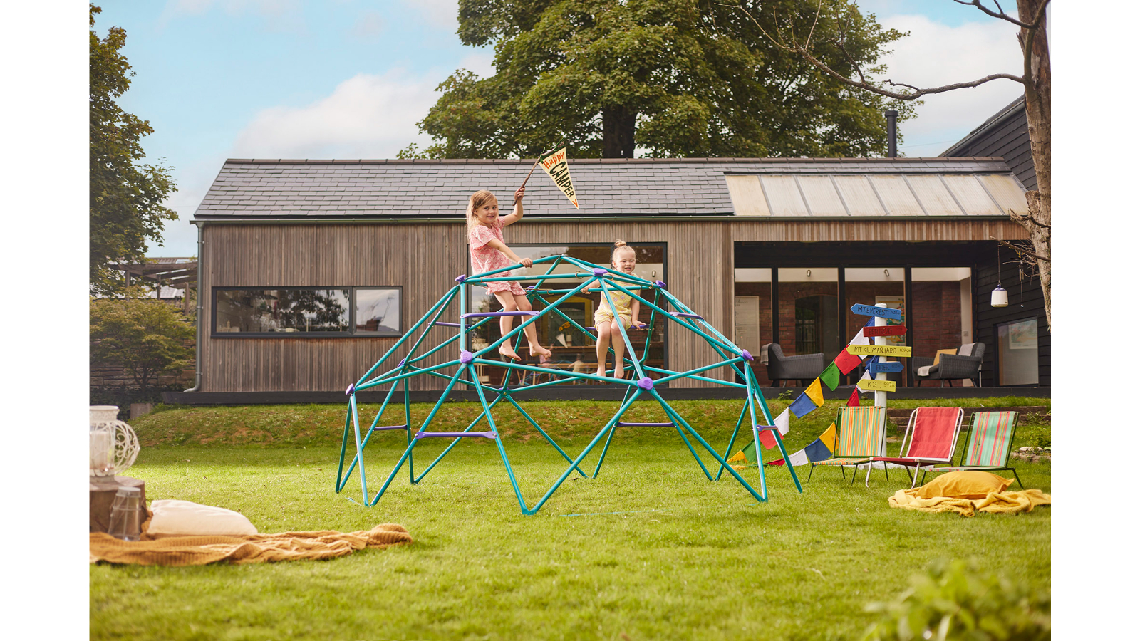 Plum Metal Climbing Frame Outdoor Climbing Plum Climbing Dome With Slide Climbing  Structure, image size:1600x900