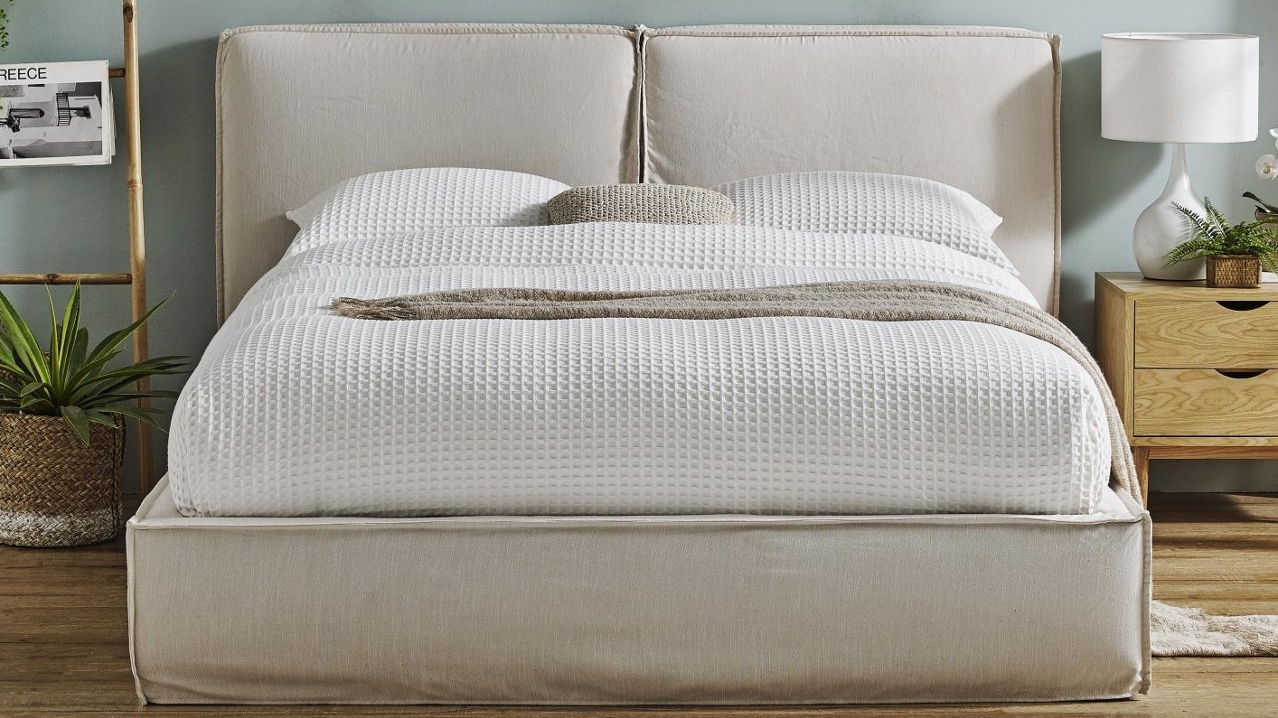 Harvey norman 2025 villa bed