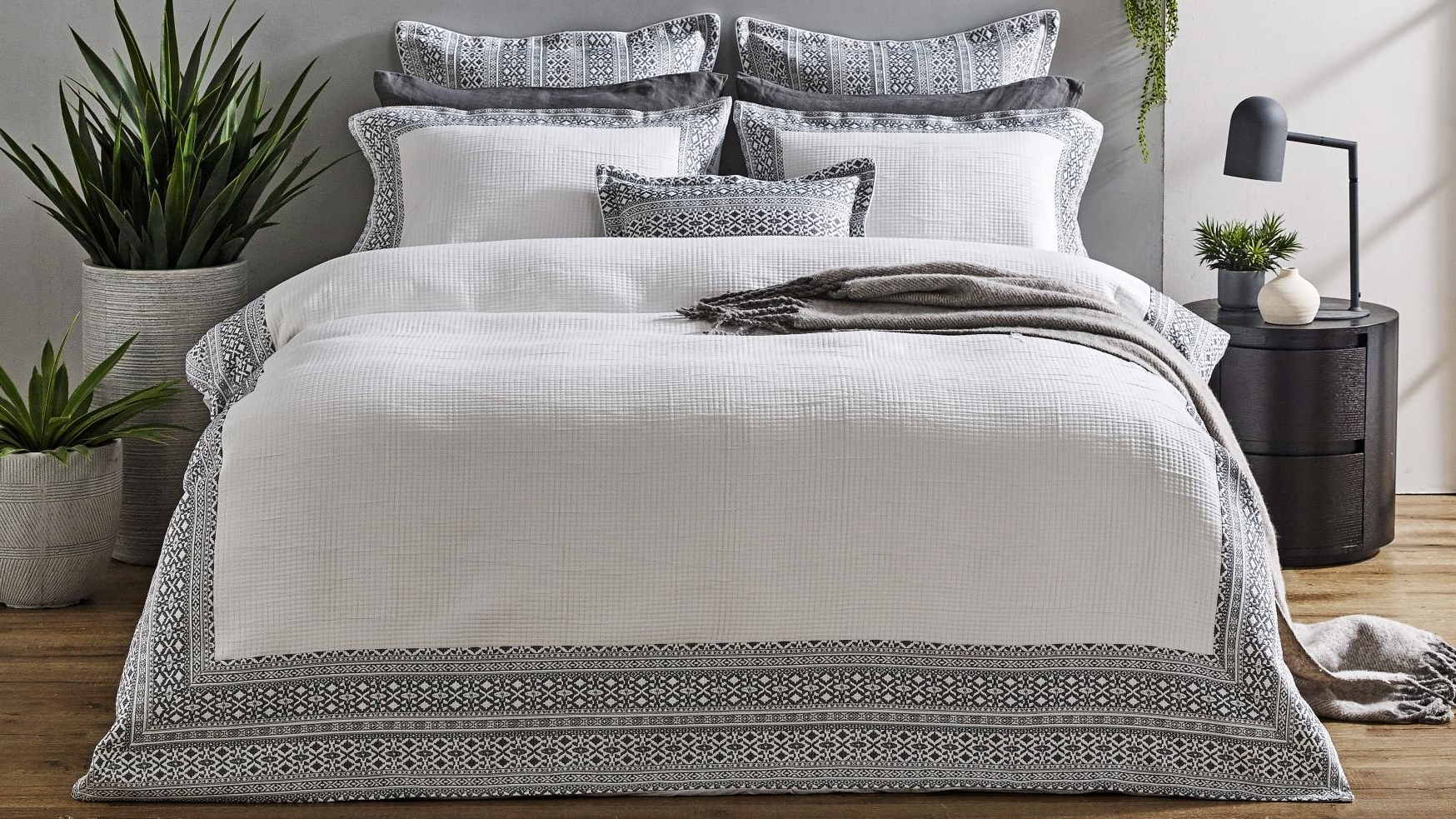 L'Avenue Luxury Ashford Quilt Cover Set 
