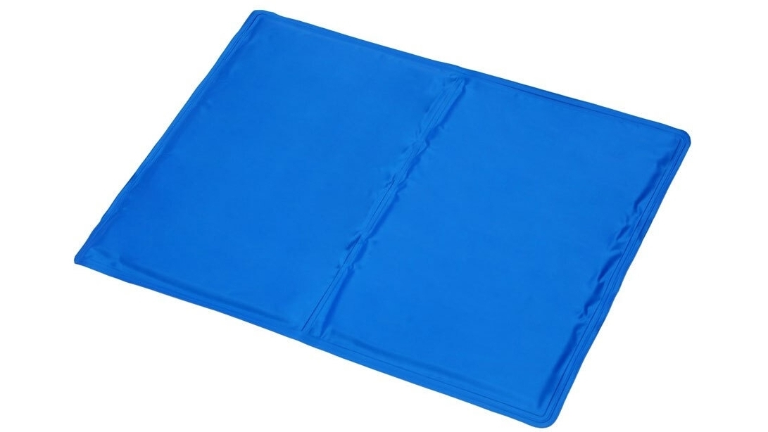 Paws and Claws 2 Pack Medium Pet Cooling + Heating Gel Met