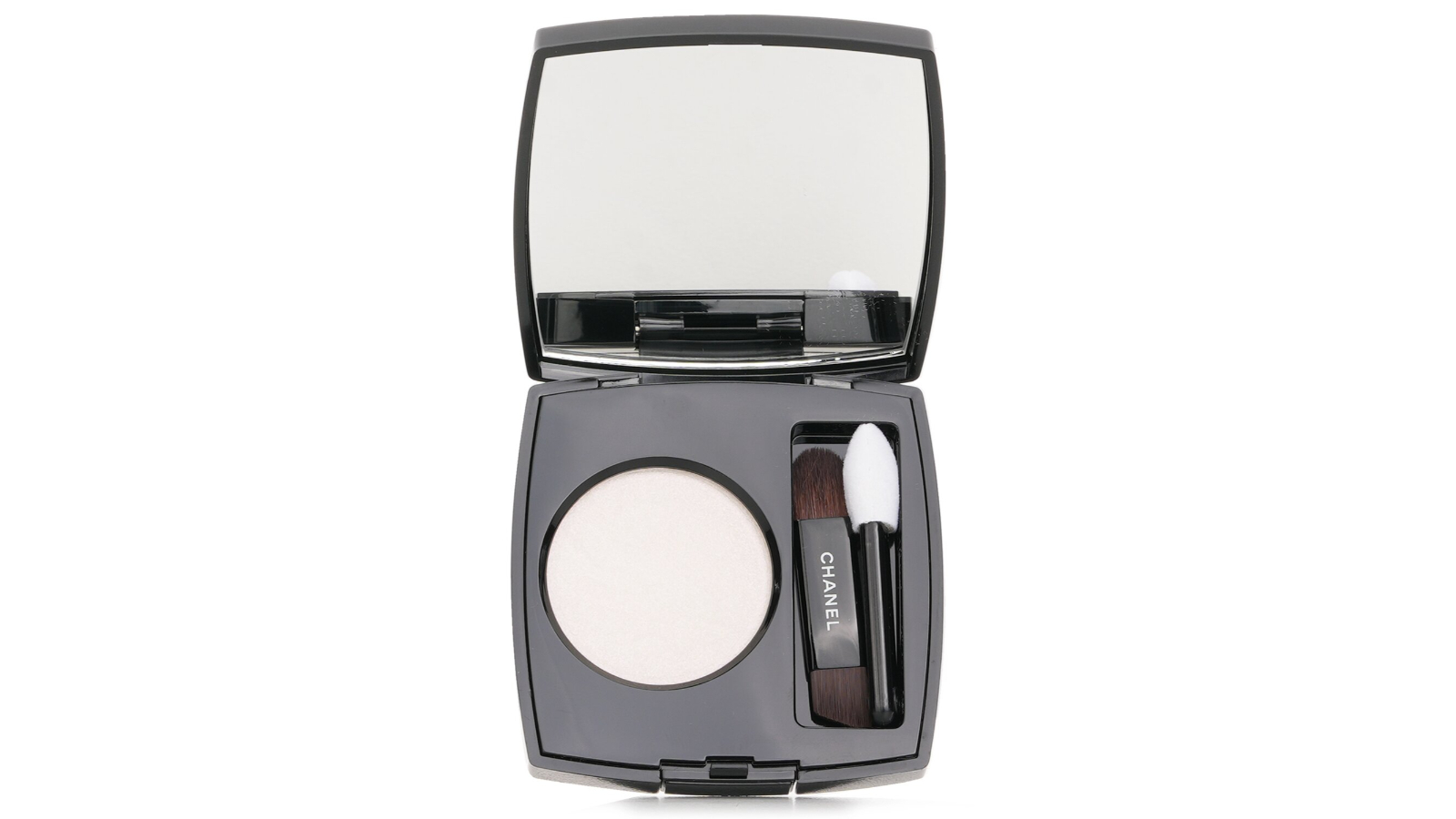 Chanel No. 220 Blanc Perle Ombre Essentielle Multi Use Longwearing Eyeshadow - 2.2g