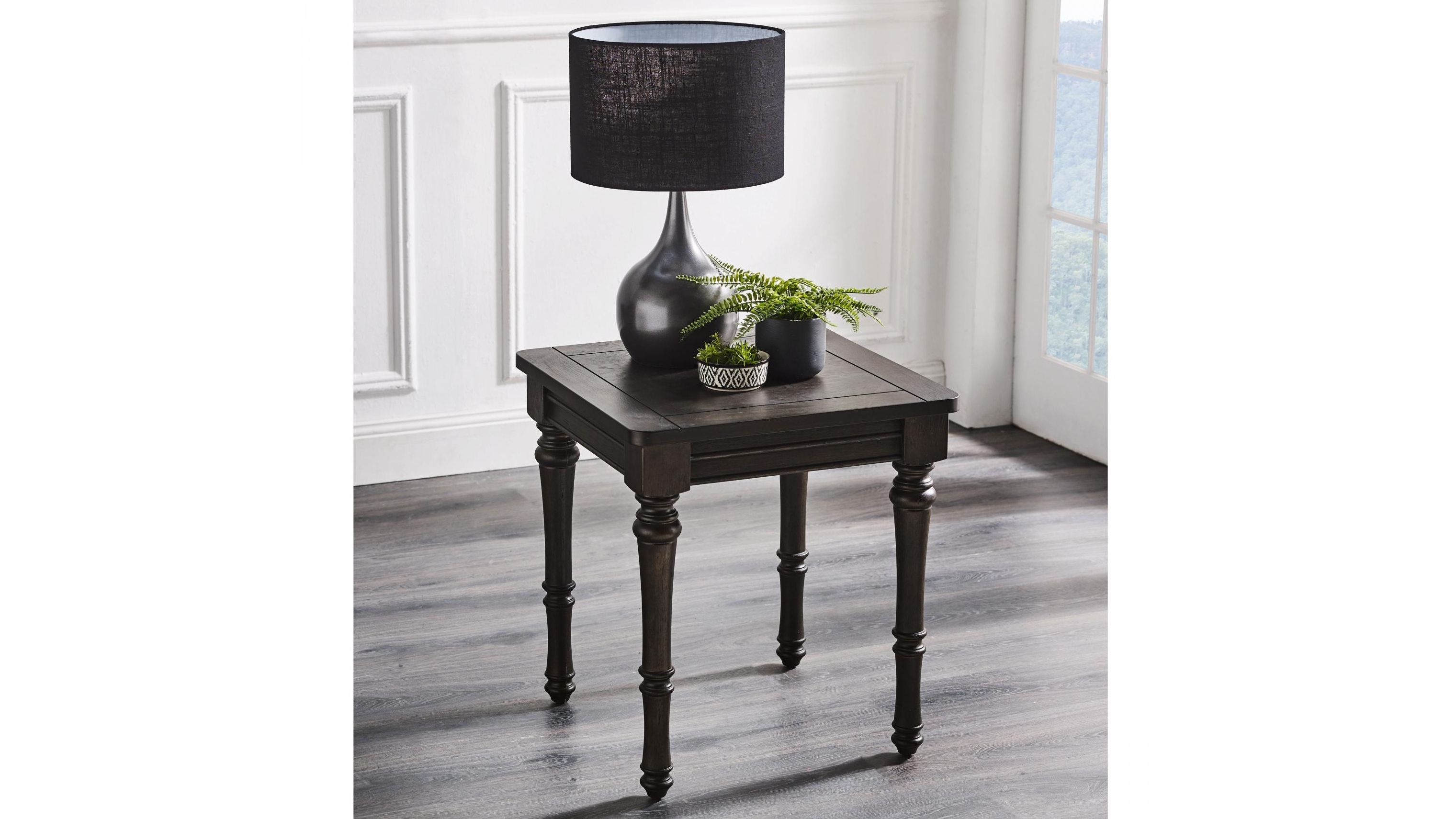 Belle Lamp Table