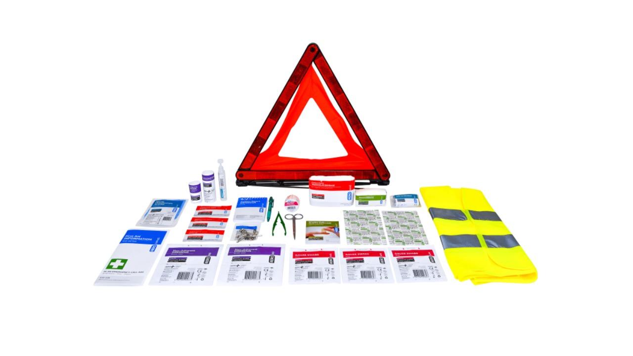Voyager Emergency Vehicle First Aid Kit Set
