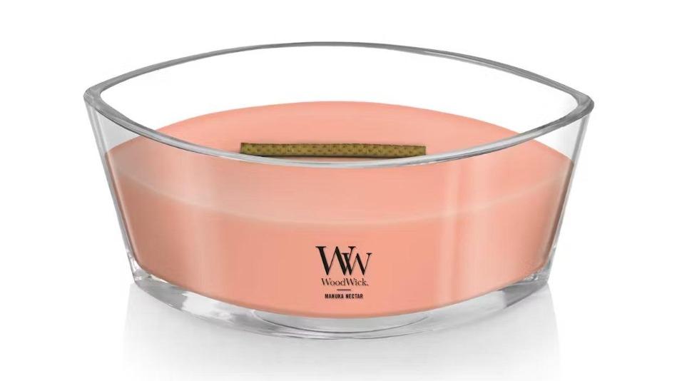 Woodwick Manuka Nectar Crackles As It Burns Ellipse Hearthwick Candle