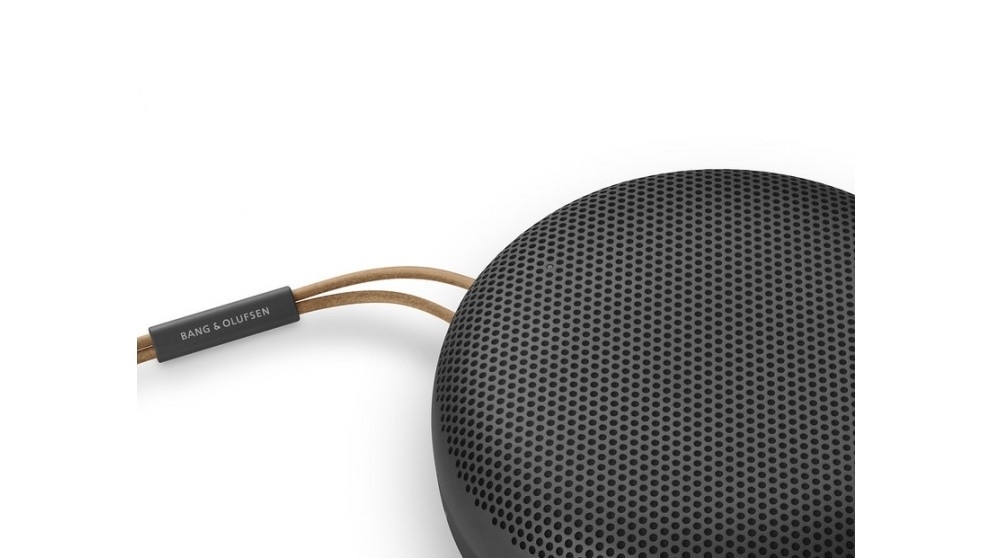 スピーカー・ウーファー Beosound A1 2nd Gen Mercedes Black Anth Amazon.com: Bang & Olufsen Beosound A1 (2nd Generation