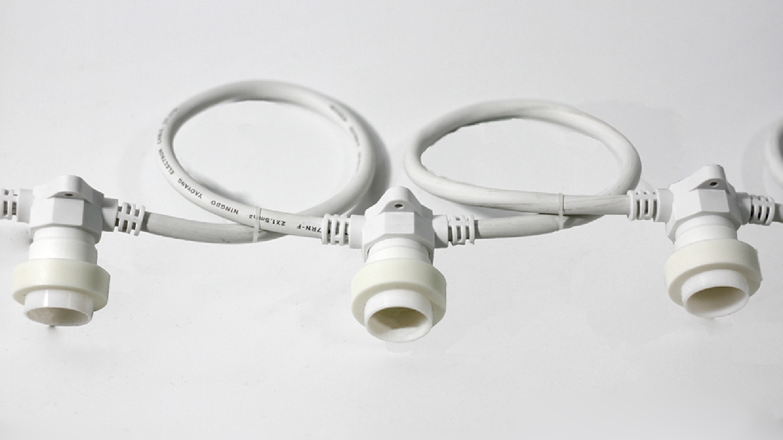 Lexi Lighting Outdoor Festoon Belt for String Light - White