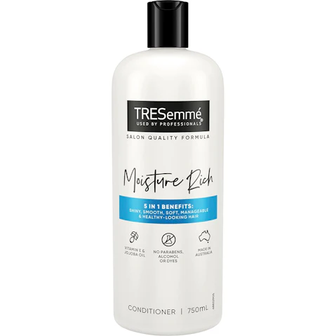 TRESemme Moisture Rich Conditioner for Dry Hair with Vitamin E - 750ml