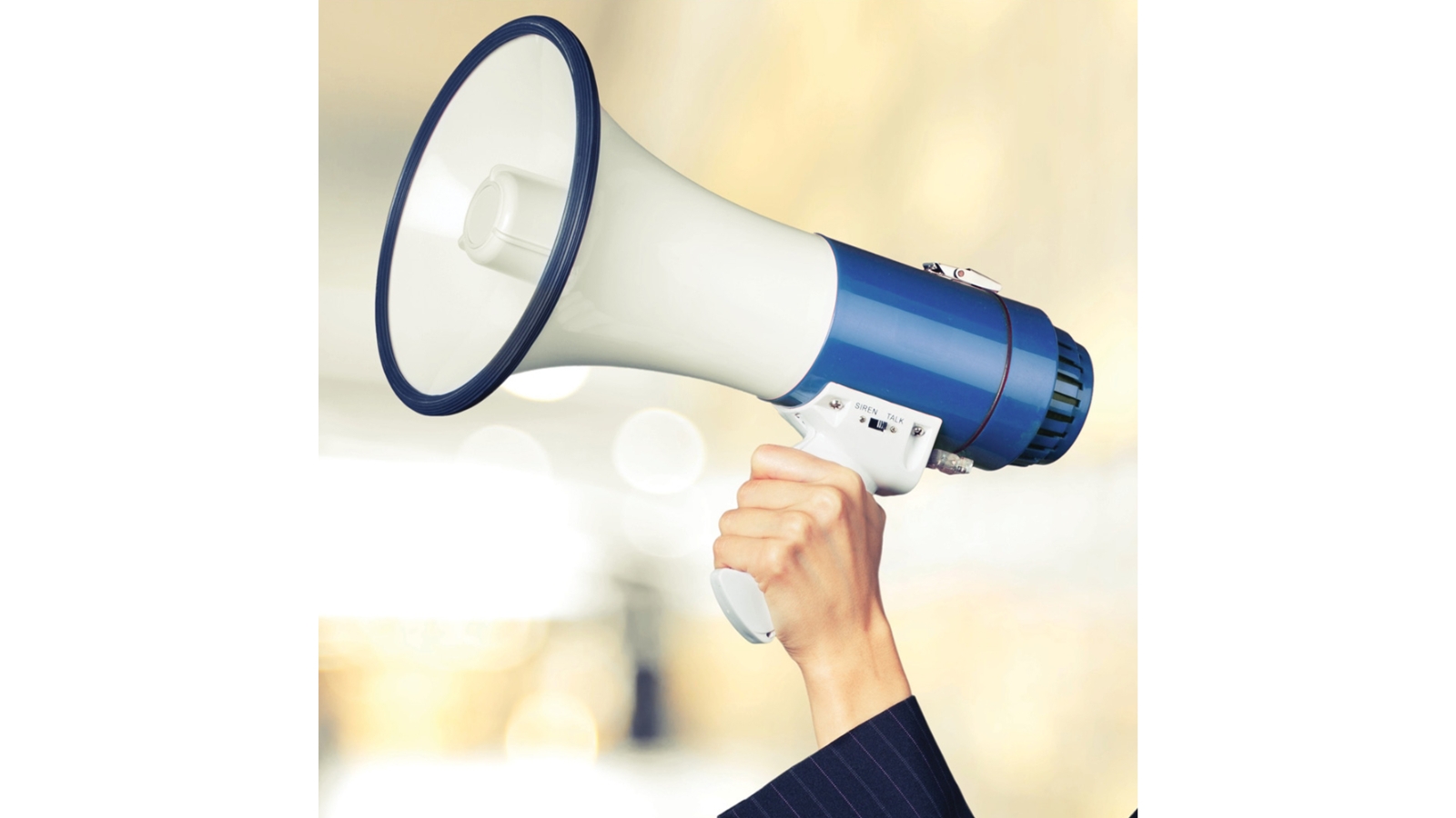 Serrano 25W Megaphone PA System Loud Speaker Voice Recorder Harvey Norman