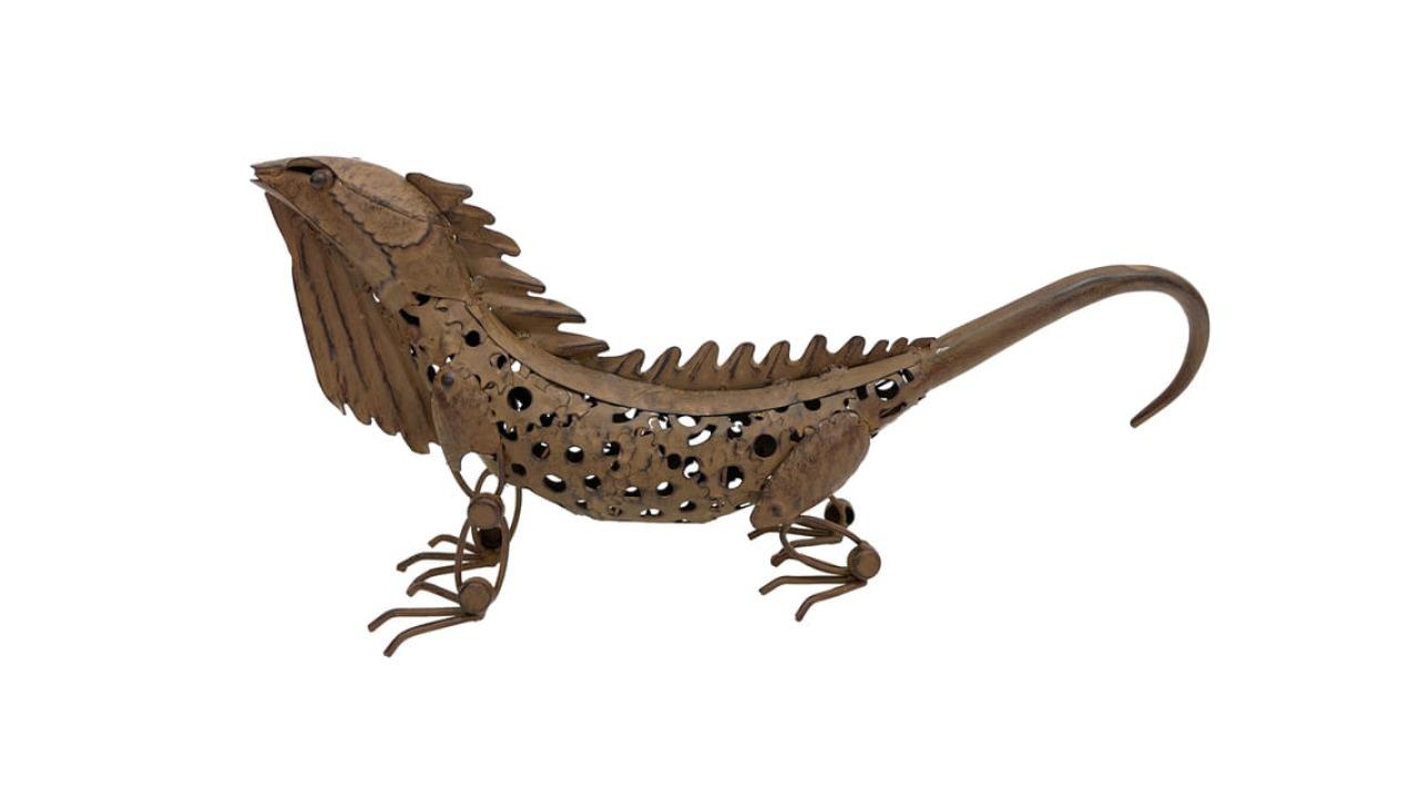 Willow and Silk Australian Bearded Dragon Garden Ornament