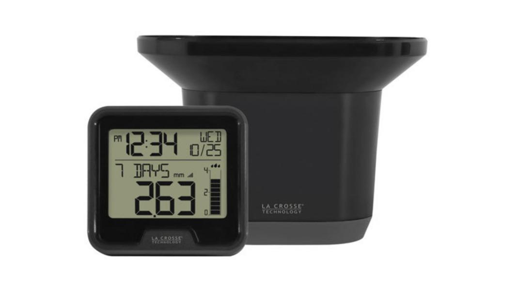 La Crosse Digital Rain Gauge with Indoor Temperature