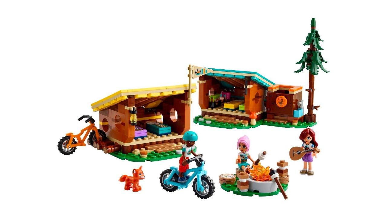 Lego 42624 Adventure Camp Cozy Cabins Friends