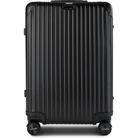 Yarra Supply Medium Travel Suitcase - Black