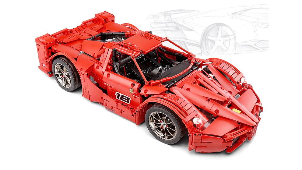 Mould King 13085 Ferrari FXX Supercharged V12 2172 Piece Building Kit