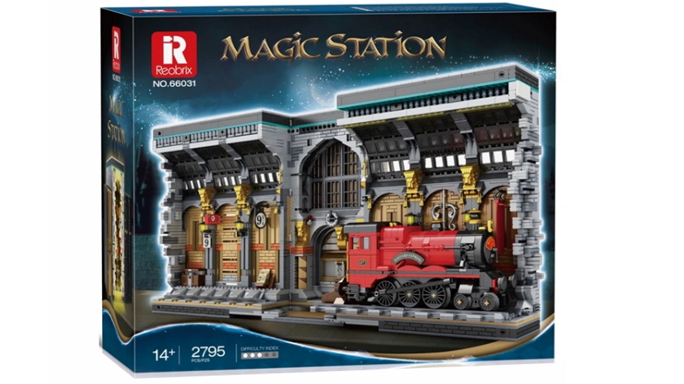 Reobrix 66031 Magic Station Building Set