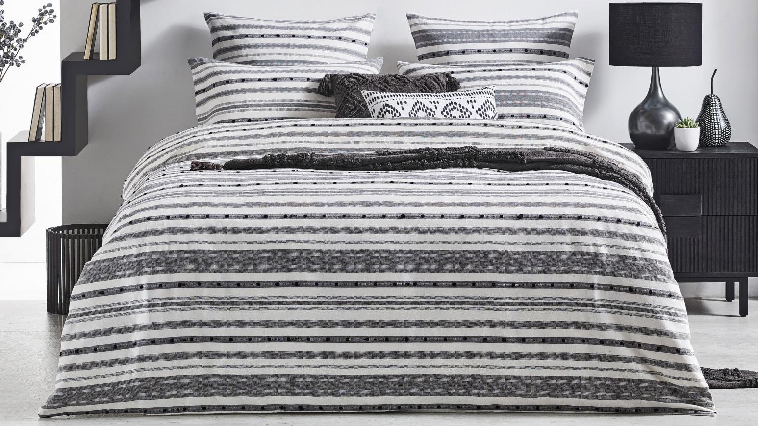 L'Avenue Erskine Quilt Cover Set - Super King
