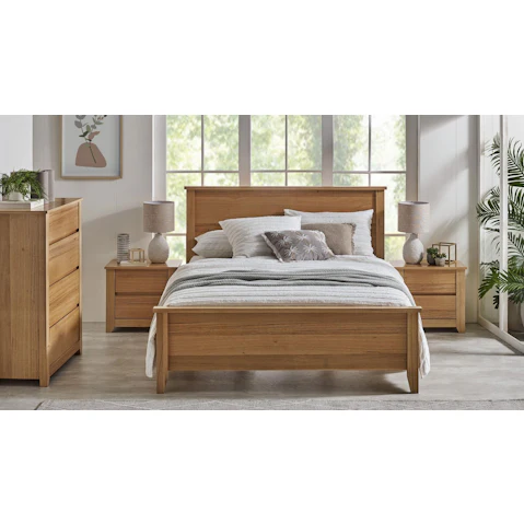 Zander Bed