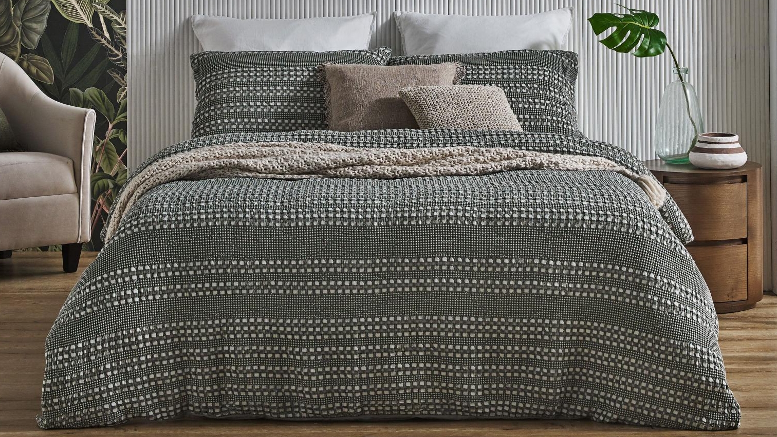 L'Avenue Stonewash Waffle Forest Quilt Cover Set - King