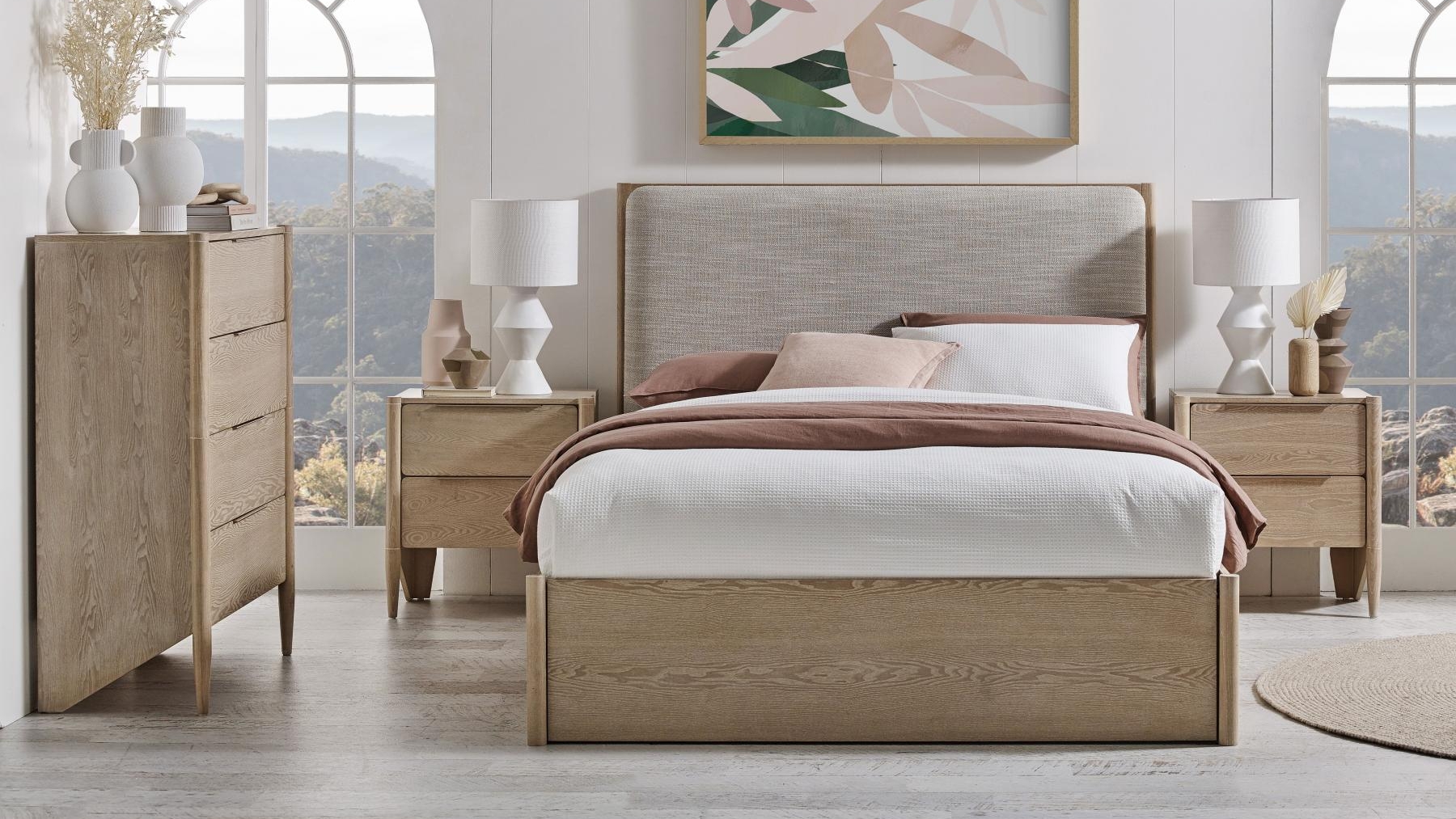 Westley 1-Drawer Bed - Queen