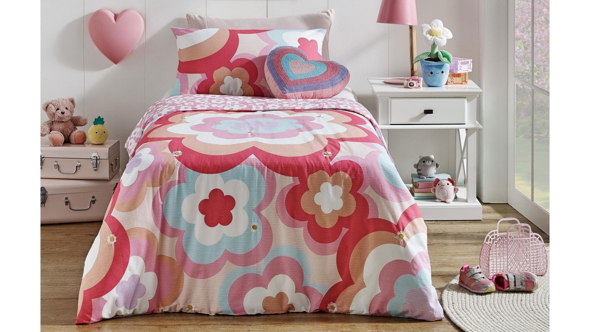 Flower Power Quilt Cover Set - Queen
