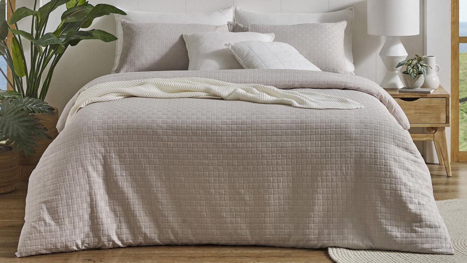 L'Avenue Myra Silver Quilt Cover Set - Single
