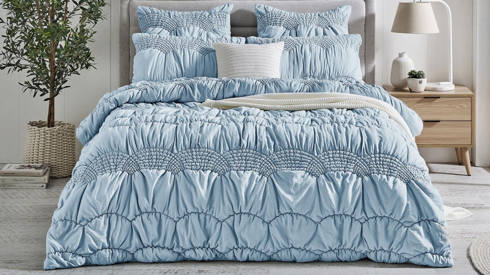 L'Avenue Ira Quilted Blue Quilt Cover Set - Double