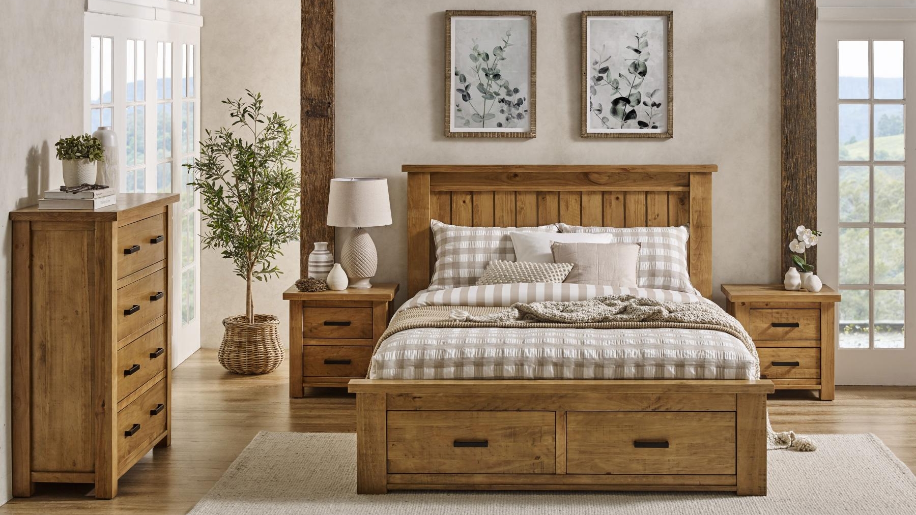 Cobar Light Oak 2-Drawer Bed
