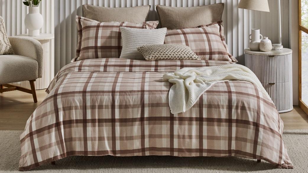 L'Avenue Melitta Flannelette Quilt Cover Set - Super King