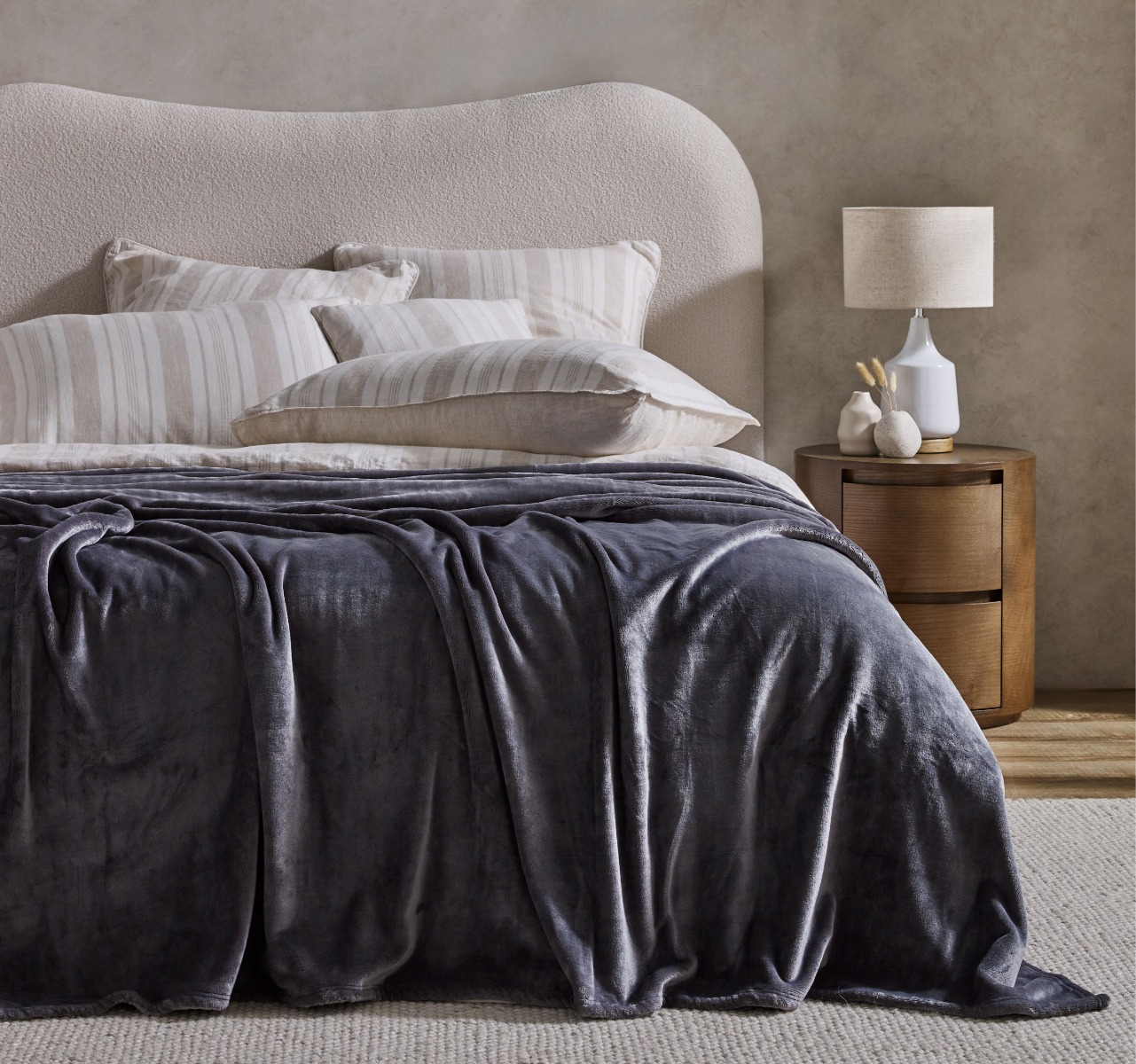 L'Avenue Alba Supersoft Blanket