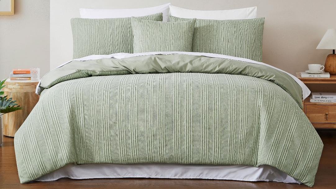L'Avenue Austin Sage Quilt Cover Set - Double