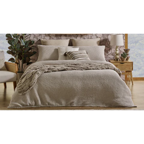 L'Avenue Tempest Quilt Cover Set